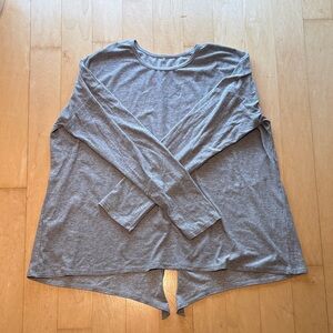 Beyond Yoga Heather Gray Long Sleeve Top